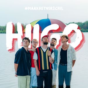 Hiigo in Wageningen, Stad der Bevrijding 🎶 Op 5 mei om 20:30 staat Hiigo op de Mainstage. De band uit Zwolle geldt als een van de nieuwe namen binnen de moderne nederpop, met herkenbare, eerlijke songs die blijven hangen. 🤩 Met Tankstation brak Hiigo door bij het grote publiek en volgden successen op onder andere NPO Radio 2 en 3FM. Sindsdien gaat het snel: uitverkochte shows, een volle festivalzomer en een groeiende live-reputatie. Met wie dans jij op Hiigo? Samen koesteren we 81 jaar vrijheid. 🕊️ #MaakHetVerschil P.s. Houd onze socials in de gaten voor de rest van de line-up.
